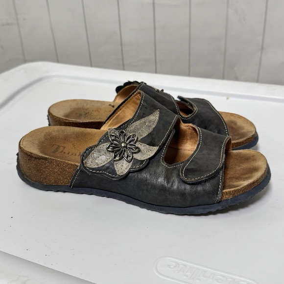 Think! Shoes - Think!‎ Dark Gray Leather Floral Strappy Sandals Summer Boho Chic Slip Ons 38/7